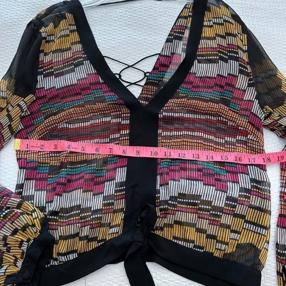 Bebe Multicolor Blouse - Picture 11 of 16